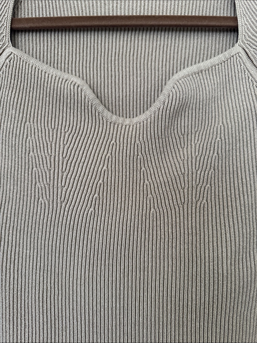 Commense Ribbed Sweetheart Neck Knit Top - Picture 2 of 4